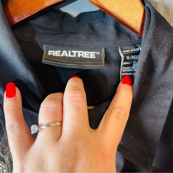 RealTree Silent Fabric Padded Shoulder Hunting Shirt - Picture 5 of 8